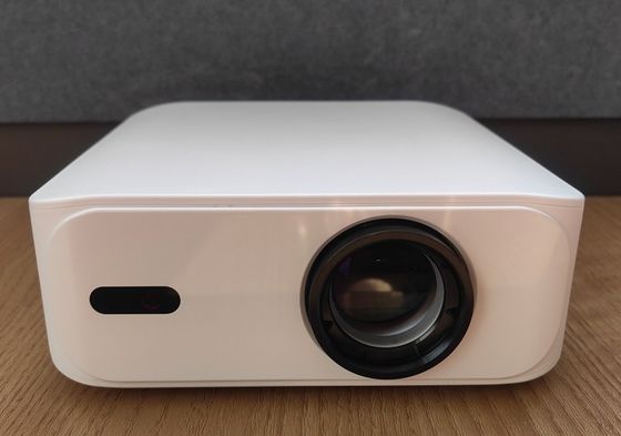 İyi bir fiyat. Kablosuz HIFI LCD Tiyatro DLP projektörleri 1080P HiSilicon Flagship Chip çevrimiçi