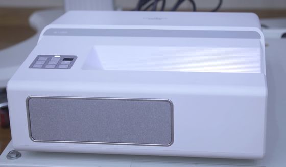 İyi bir fiyat. UST Lazer WUXGA Sınıf Öğretimi Kısa Atış Projektörü 4K 4200lm çevrimiçi